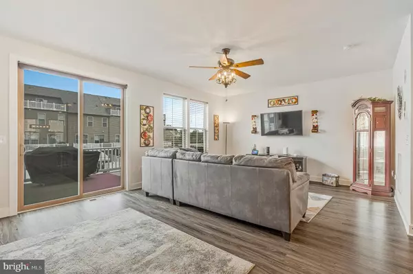 Sterling, VA 20164,45394 DAVENO SQ