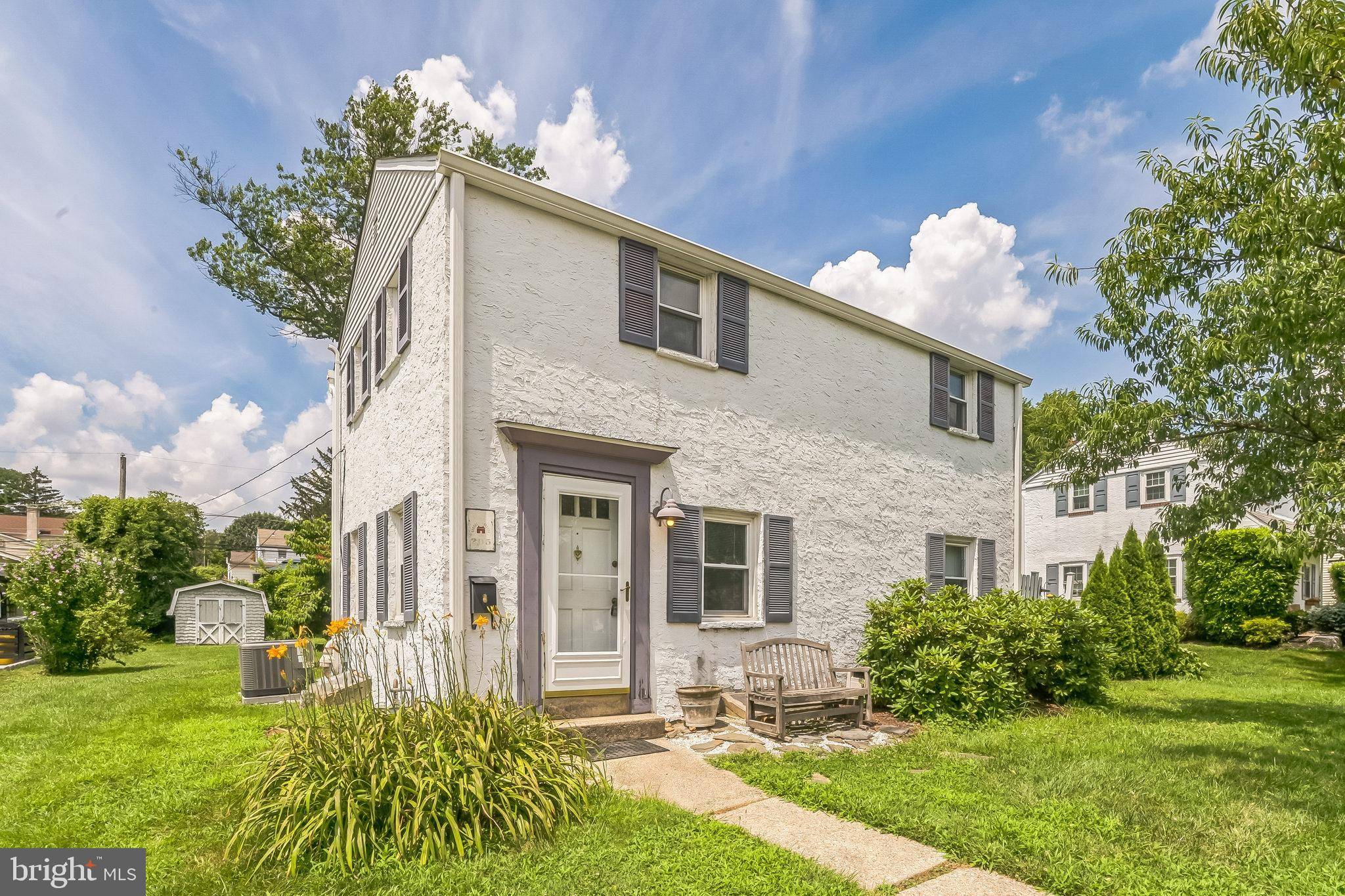 205 LYSTER RD, Oreland, PA 19075