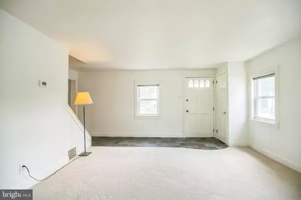 Oreland, PA 19075,205 LYSTER RD