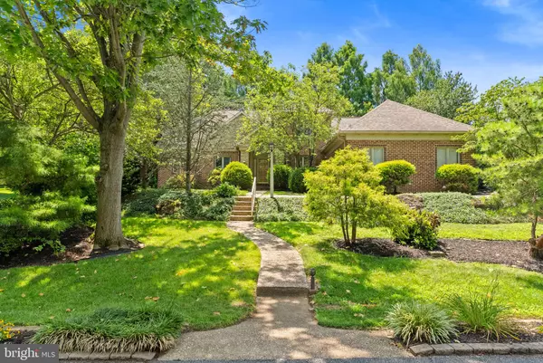 Lancaster, PA 17601,2138 WATERFORD DR