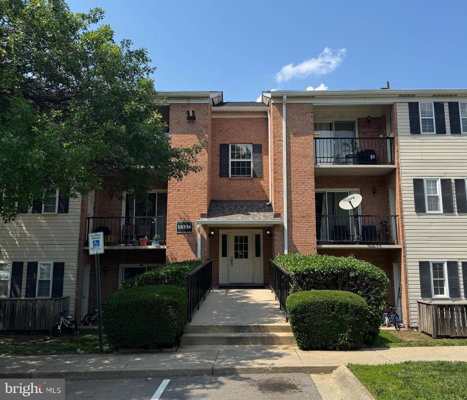 18336 STREAMSIDE DR #301, Gaithersburg, MD 20879