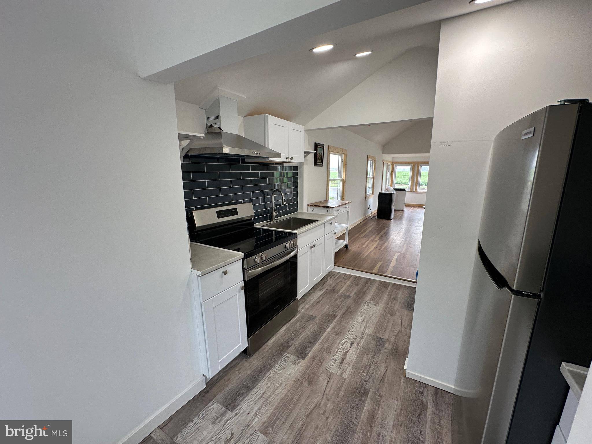 Pemberton, NJ 08068,13 VINCENTOWN RD