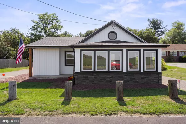 Pemberton, NJ 08068,13 VINCENTOWN RD
