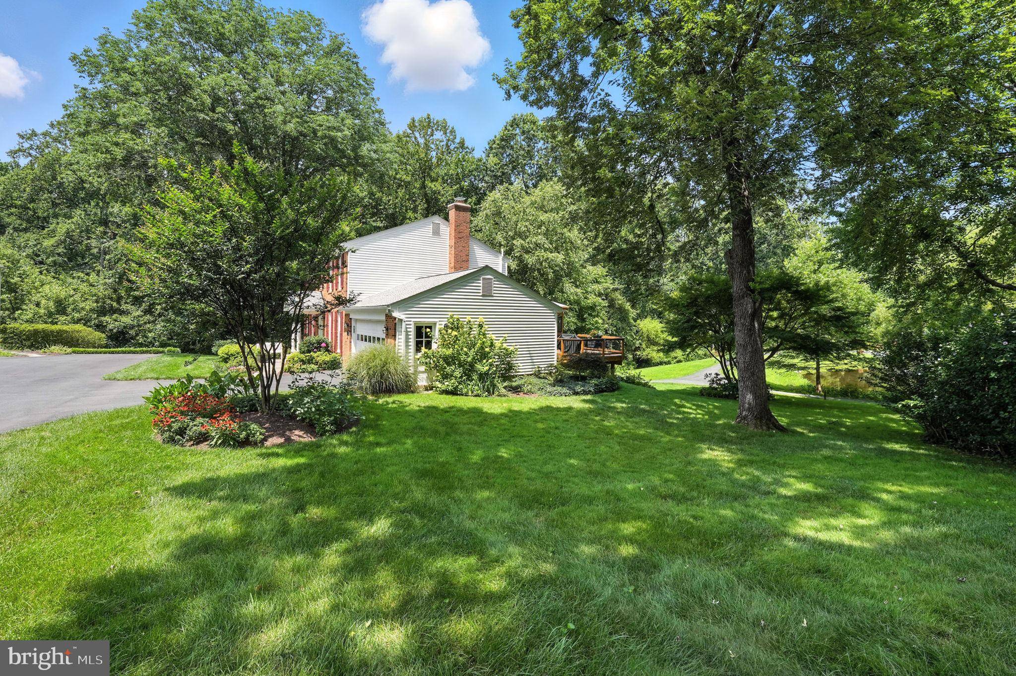 Burke, VA 22015,6018 LINCOLNWOOD CT
