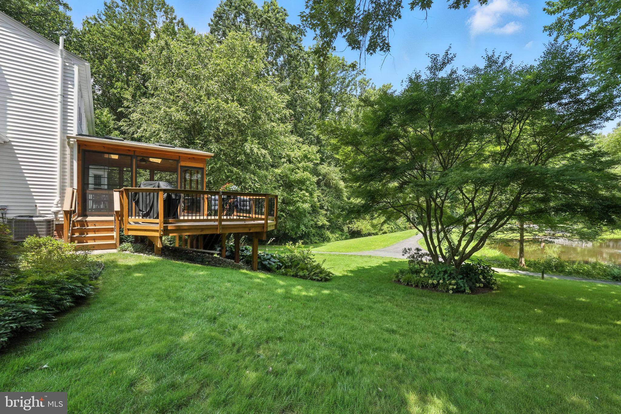Burke, VA 22015,6018 LINCOLNWOOD CT
