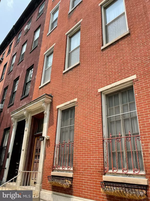 Philadelphia, PA 19103,1813 PINE ST #4R