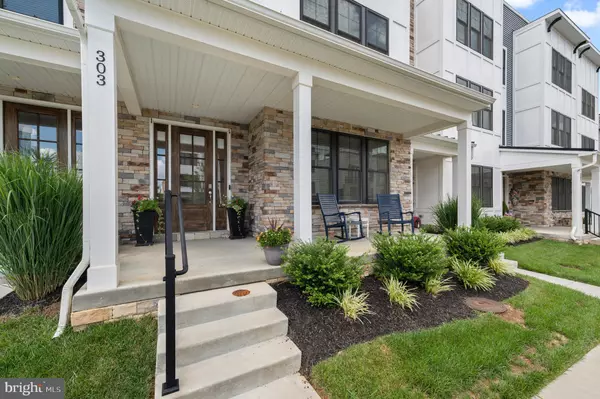 Newtown Square, PA 19073,303 W SQUIRE DR