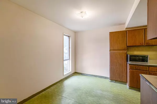 Silver Spring, MD 20901,11128 OAK LEAF DR #91