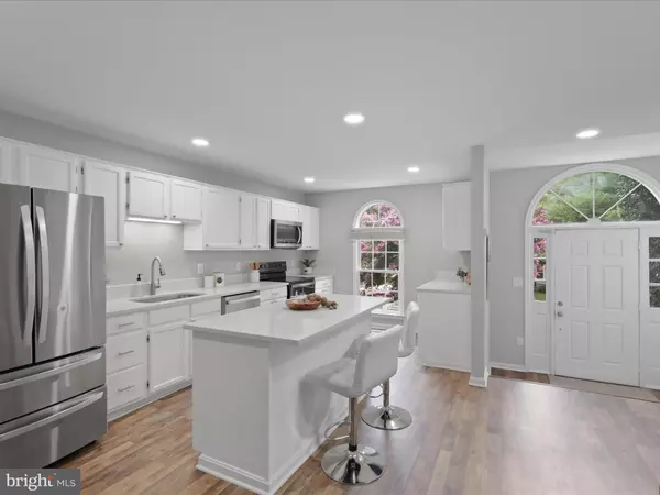 Woodbridge, VA 22192,12438 ABBEY KNOLL CT
