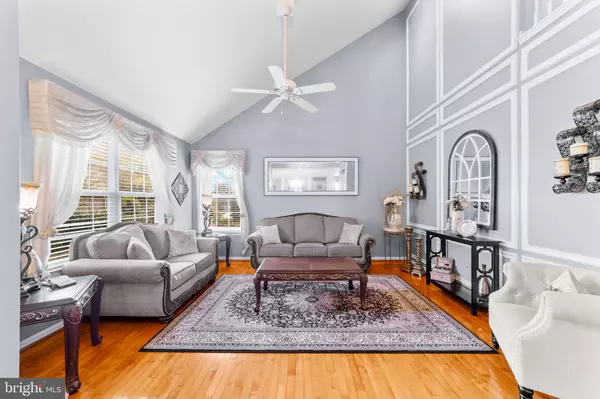 Moorestown, NJ 08057,40 PALMER DR