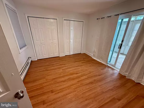Trenton, NJ 08611,253 MERCER ST #1