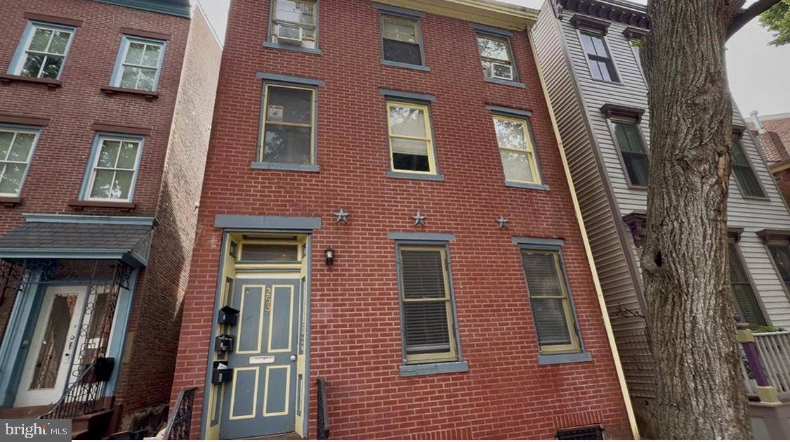 253 MERCER ST #1, Trenton, NJ 08611