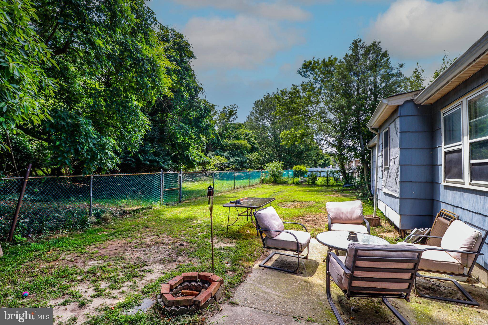 Lanoka Harbor, NJ 08734,119 DRIFTWOOD LN