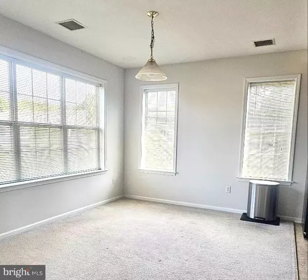 Ewing, NJ 08618,931 TIMBERLAKE DR