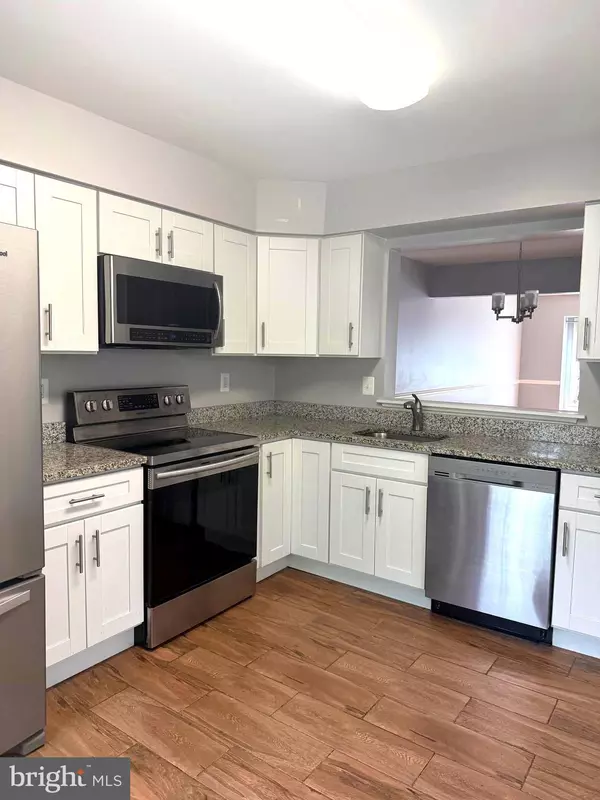 Lutherville Timonium, MD 21093,20 DICKENS SQ