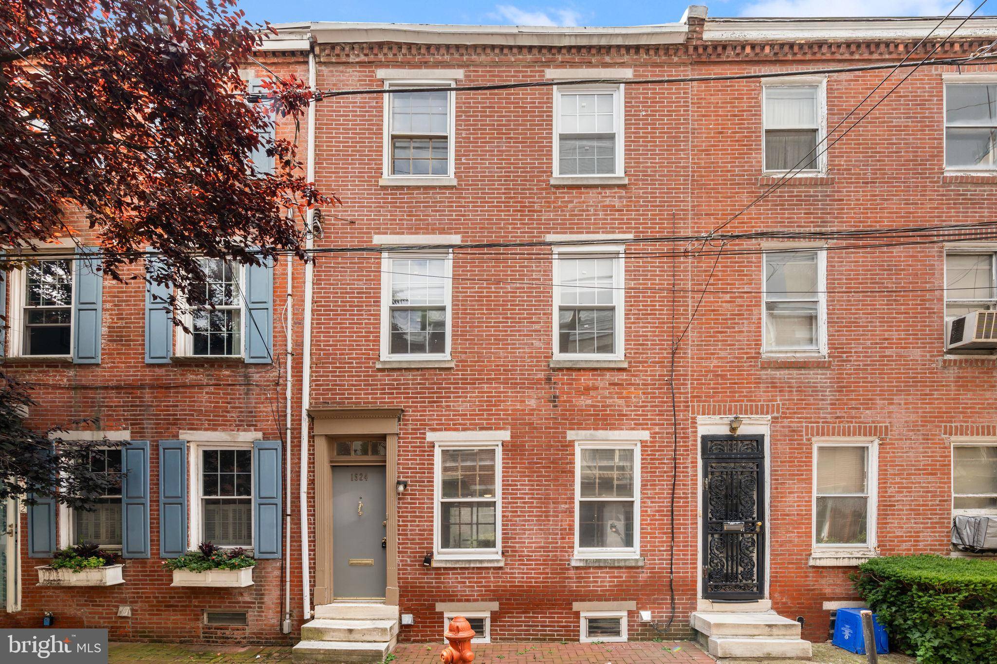 Philadelphia, PA 19146,1524 NAUDAIN ST