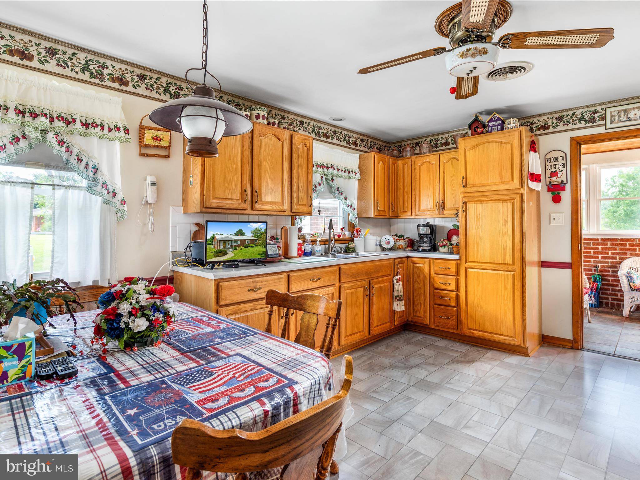 Strasburg, VA 22657,355 COPP RD