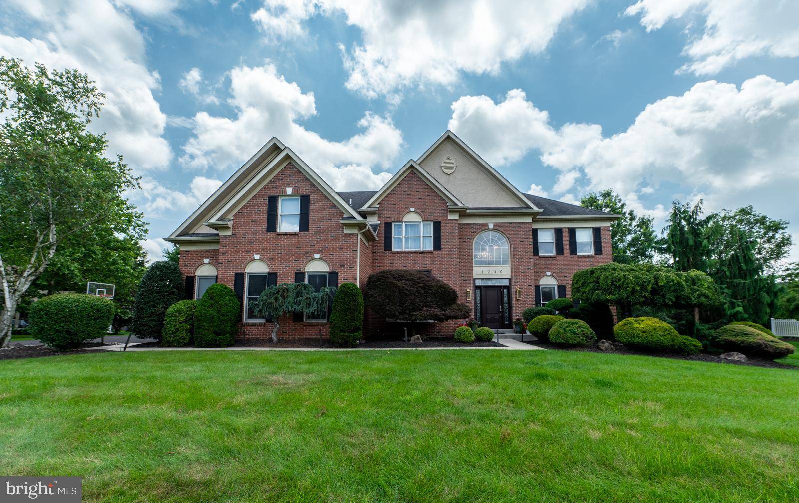 1230 PETERMAN LN, Ambler, PA 19002