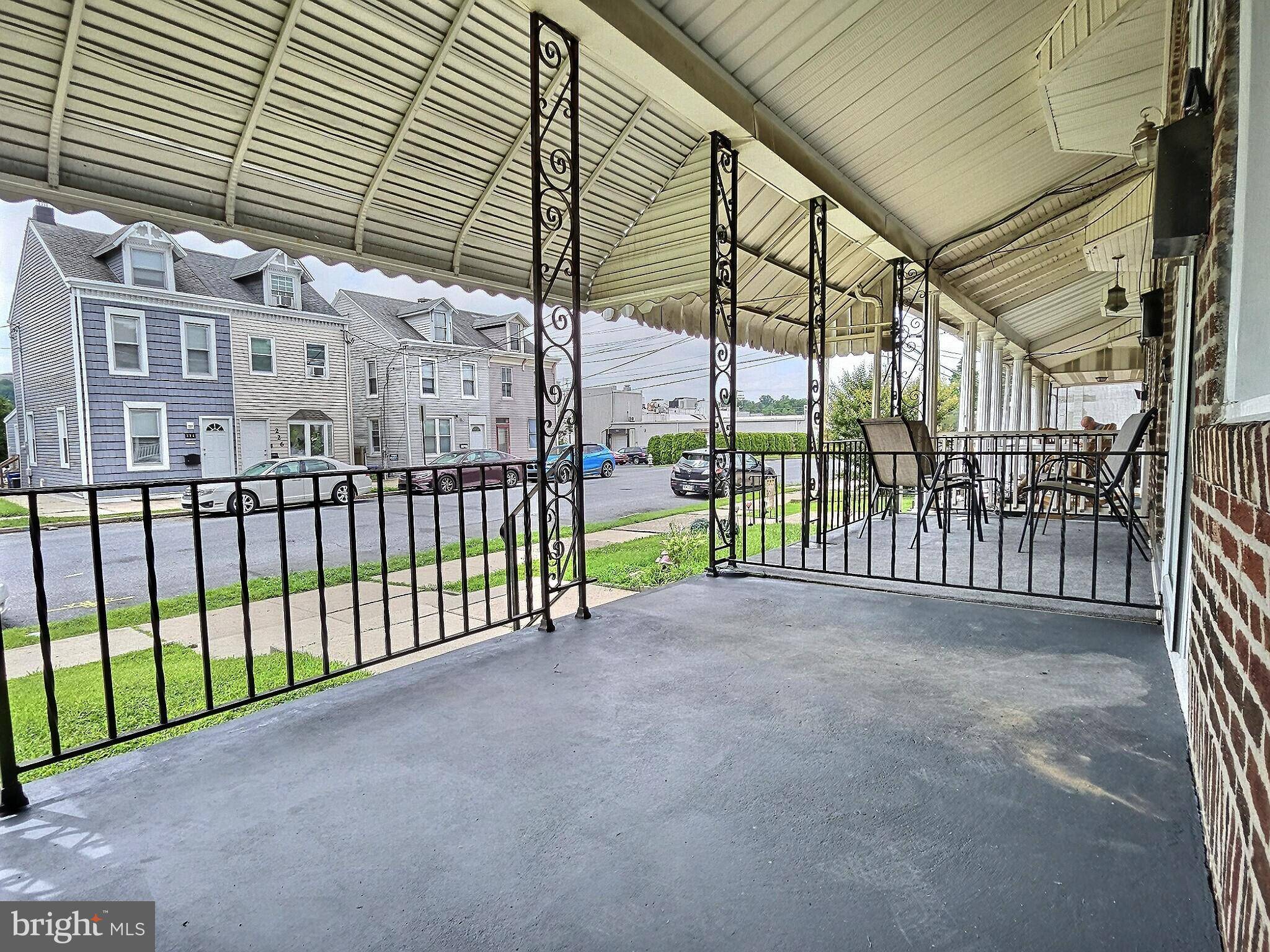 Reading, PA 19611,219 UPLAND AVE