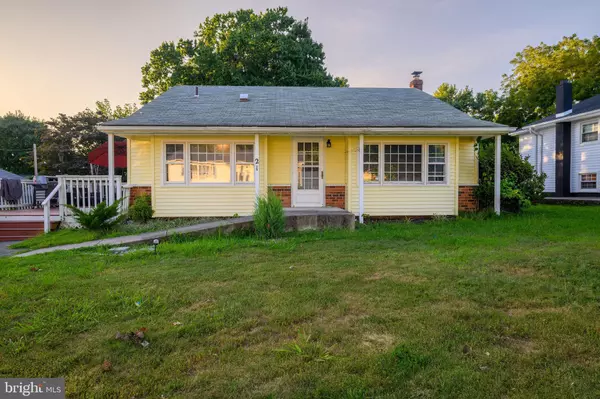 21 GURNSEY DR, Newark, DE 19713