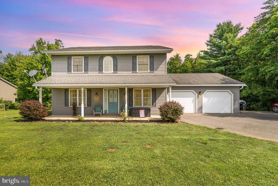 8052 MIDDLE RIDGE RD, Newport, PA 17074