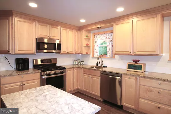 Philadelphia, PA 19111,1132 SOLLY AVE