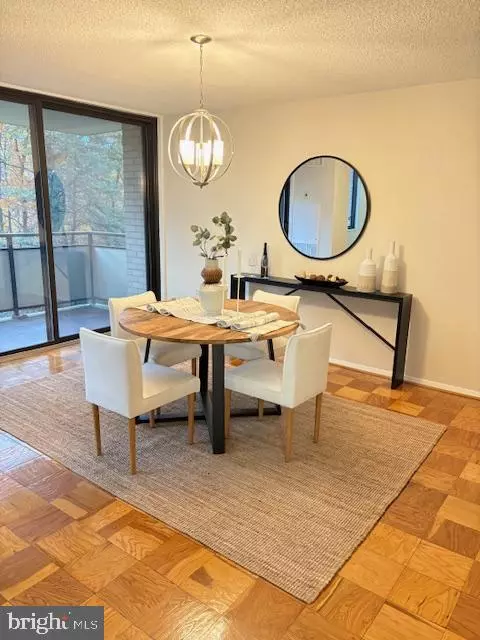 Bethesda, MD 20814,5225 POOKS HILL RD #222N