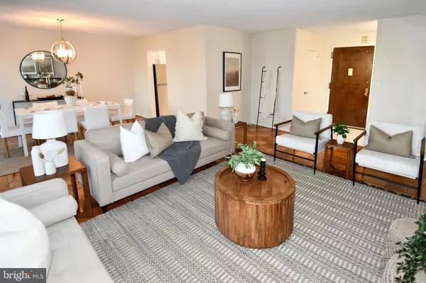 Bethesda, MD 20814,5225 POOKS HILL RD #222N