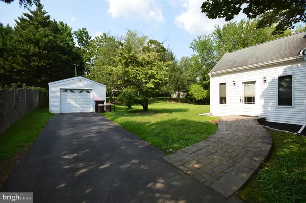 Blackwood, NJ 08012,221 CLEMENTON AVE