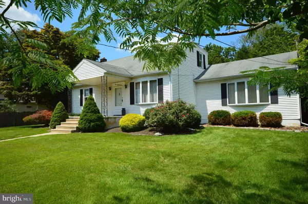 Blackwood, NJ 08012,221 CLEMENTON AVE