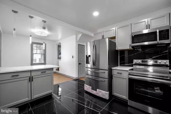 Capitol Heights, MD 20743,5025 FABLE ST