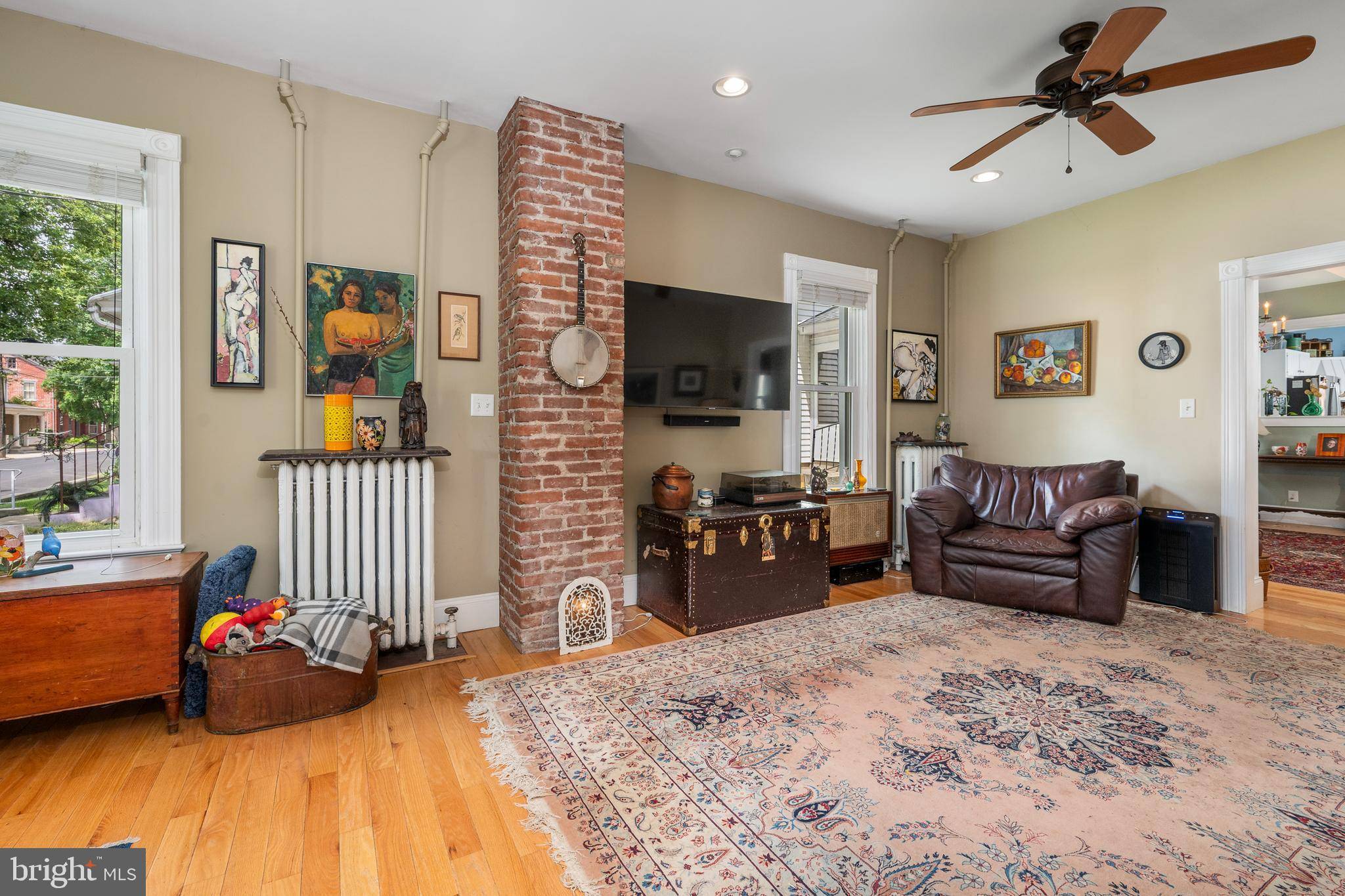 Lititz, PA 17543,53 FRONT ST