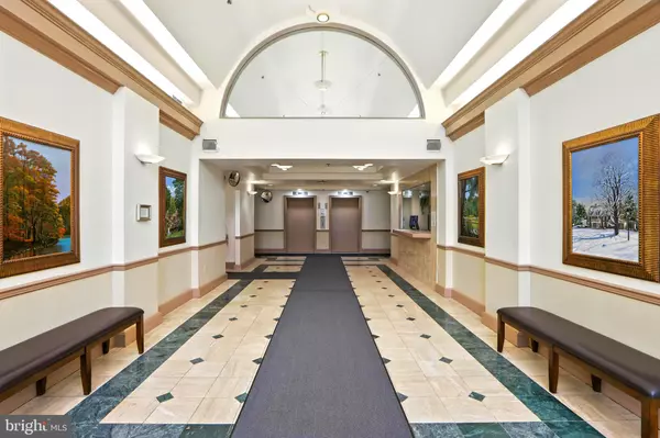 Columbia, MD 21046,7317 EDEN BROOK DR #H-101