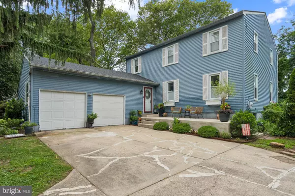 2112 MAGNOLIA CT, Cinnaminson, NJ 08077