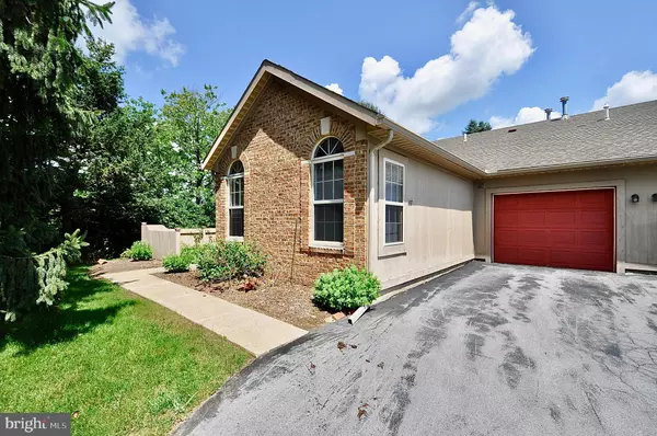 State College, PA 16801,917 HART CIR
