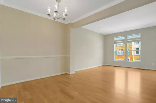 Falls Church, VA 22041,3504 ELLERY CIR