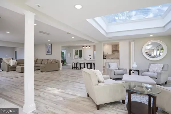 Bethesda, MD 20817,7415 BRADLEY BLVD