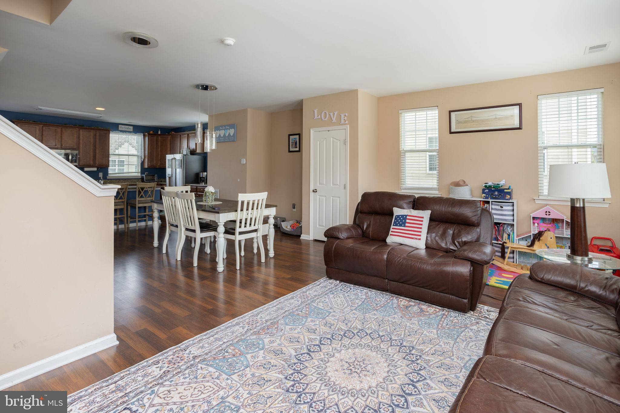 Burlington, NJ 08016,104 CREEKSIDE WAY