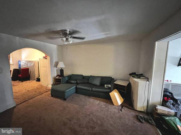 Philadelphia, PA 19142,6508 WHEELER ST