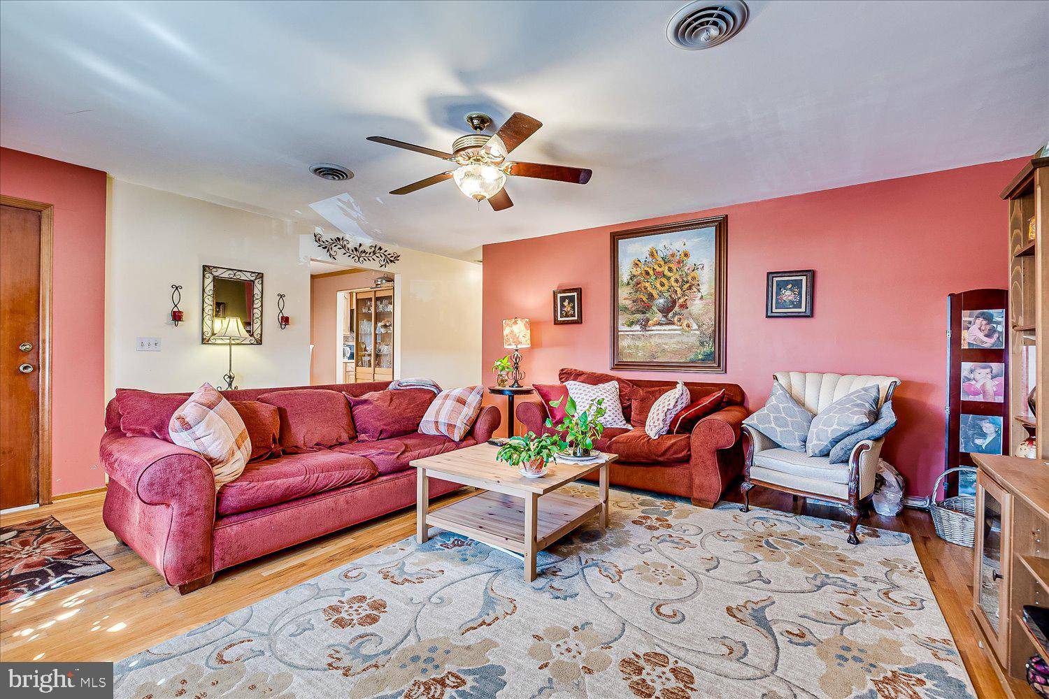 Linden, NJ 07036,606 KNOPF ST