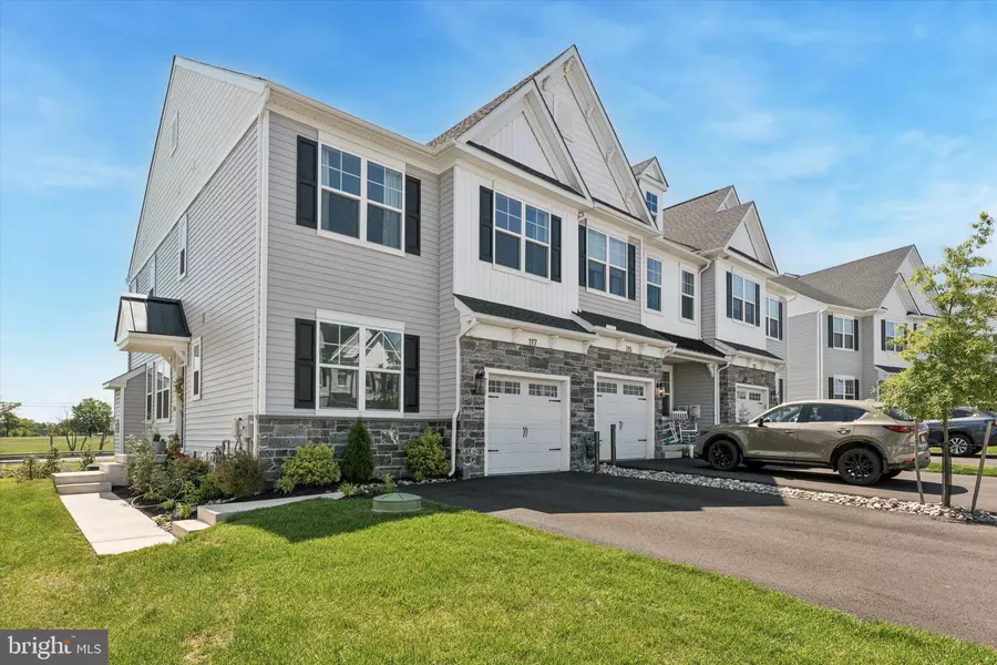 117 CHARLES LN, Harleysville, PA 19438