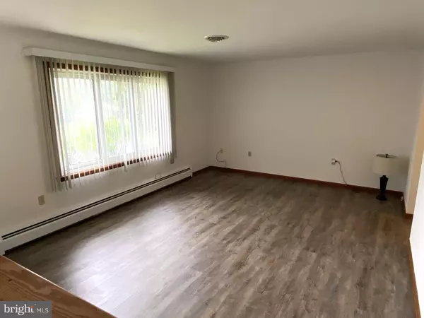 Frostburg, MD 21532,74 VICTORIA LN