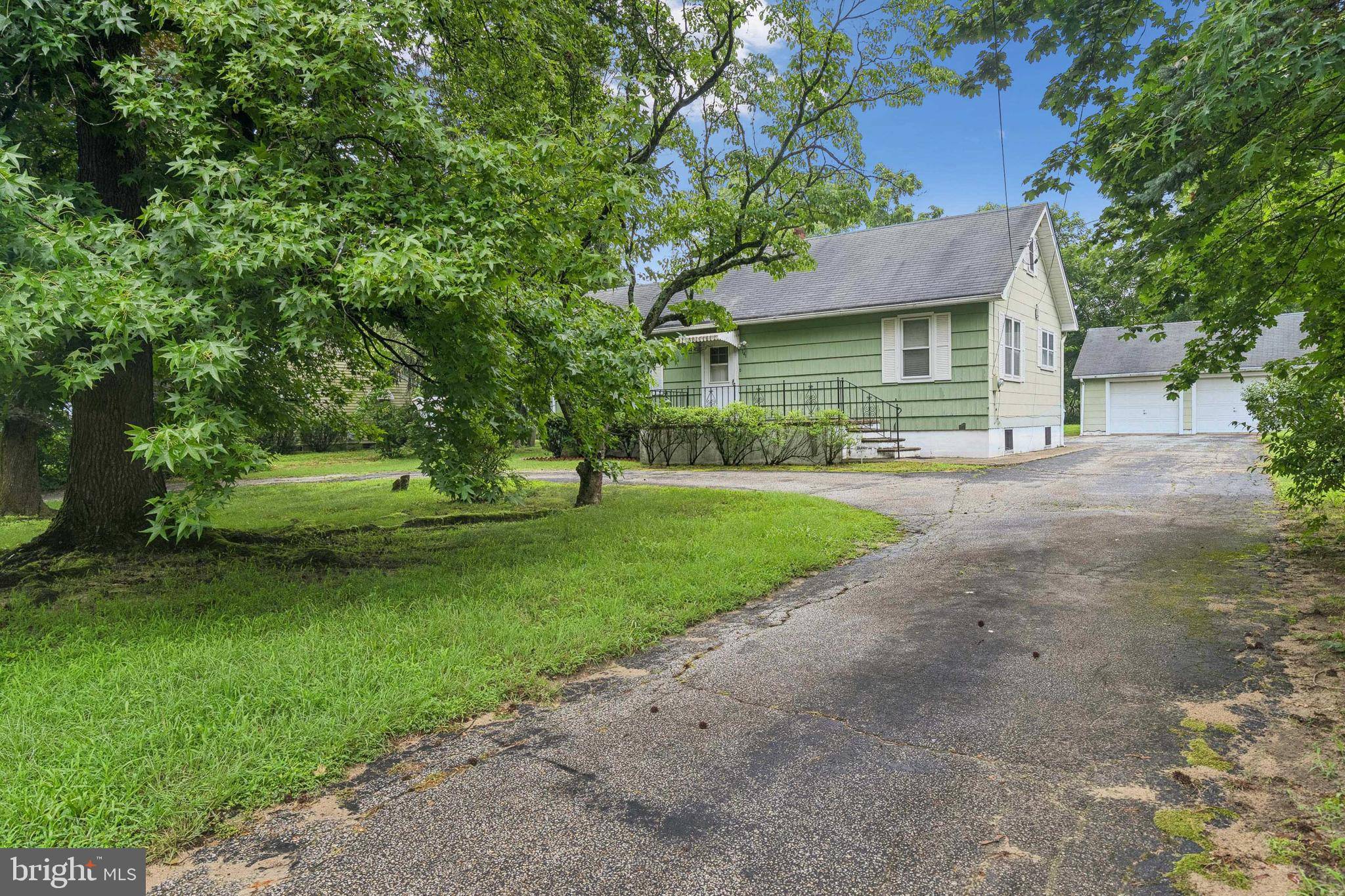 Vineland, NJ 08360,741 S ORCHARD RD