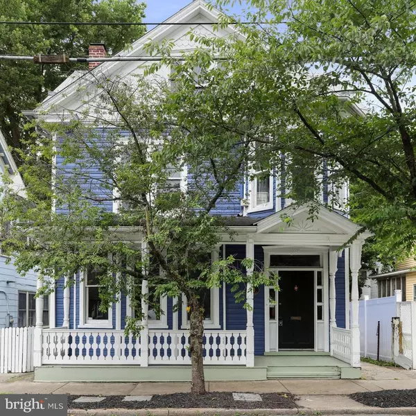 224 S RALEIGH ST, Martinsburg, WV 25401