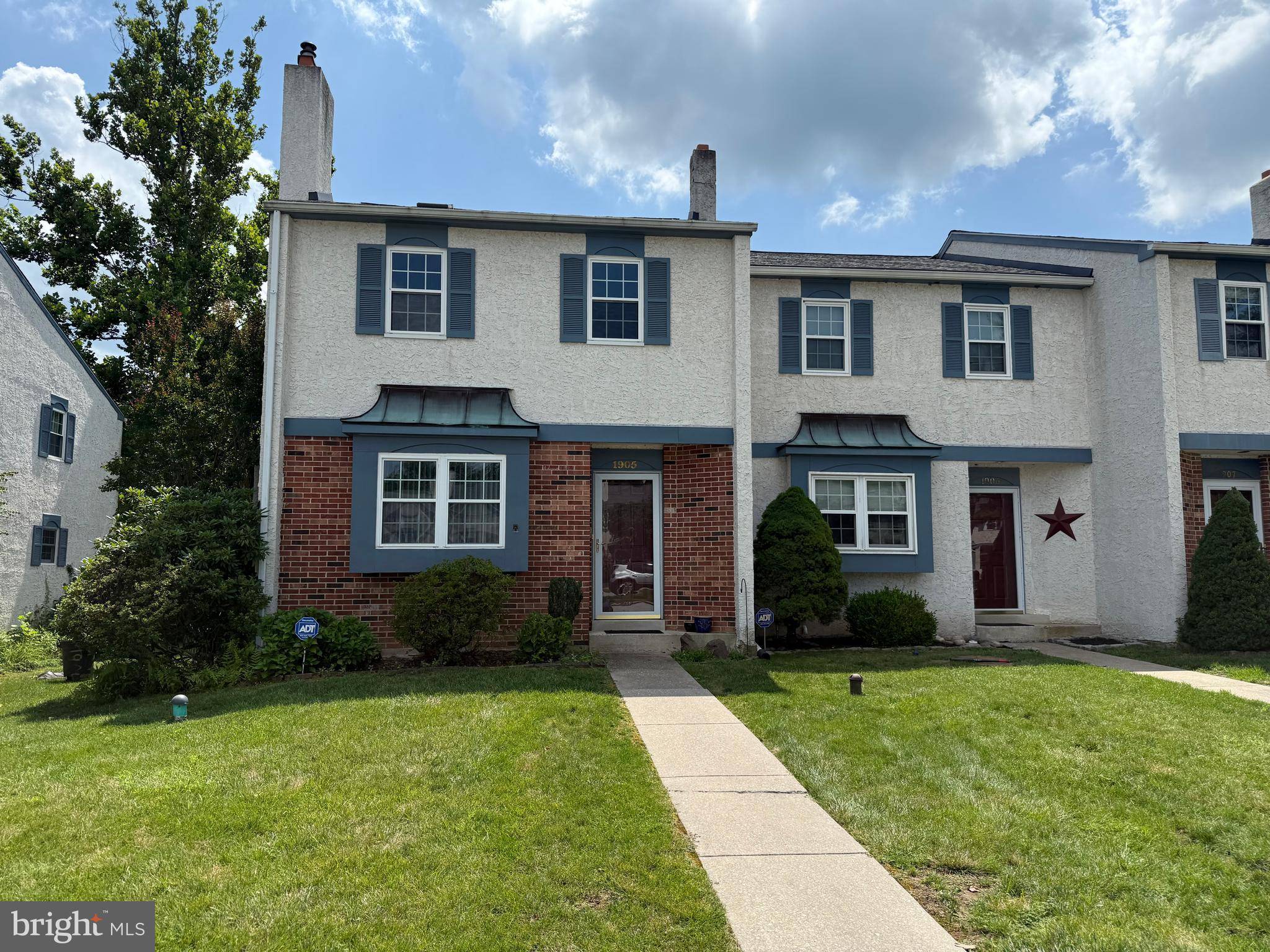 1905 DIANE CIR, Phoenixville, PA 19460