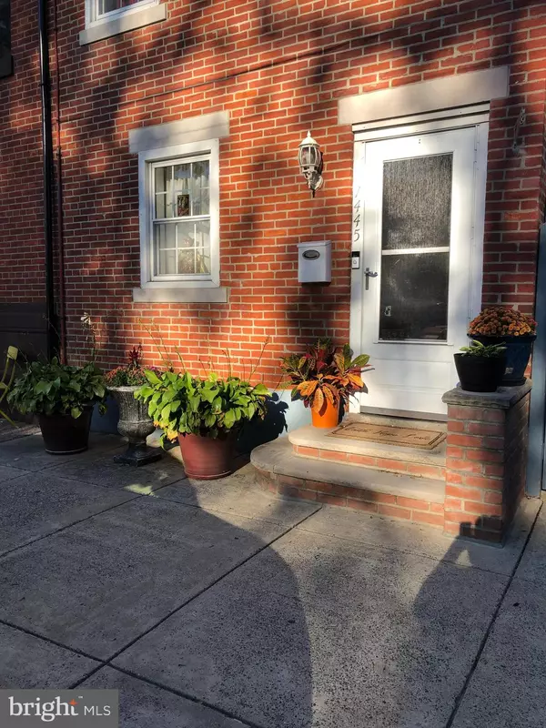 Philadelphia, PA 19125,1445 E MONTGOMERY AVE