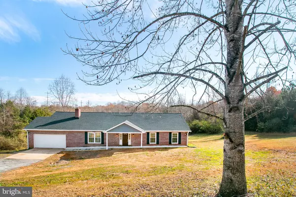 Jeffersonton, VA 22724,19196 FERGUSON LN