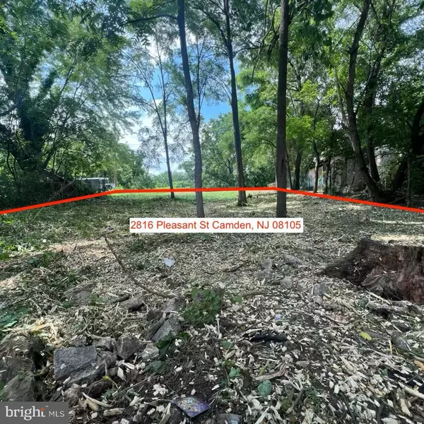 Camden, NJ 08105,2816 PLEASANT ST