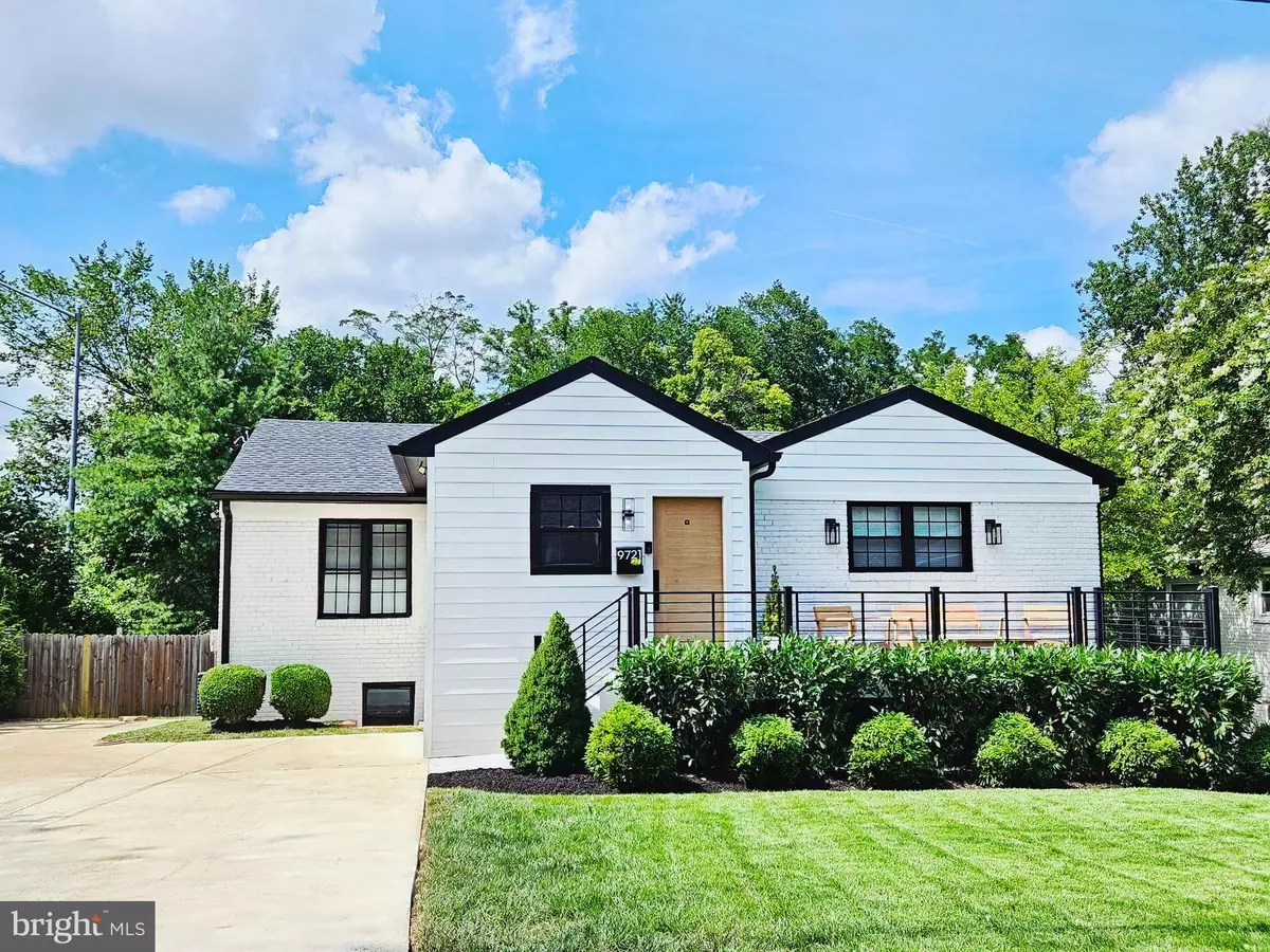 Bethesda, MD 20814,9721 BELLEVUE DR