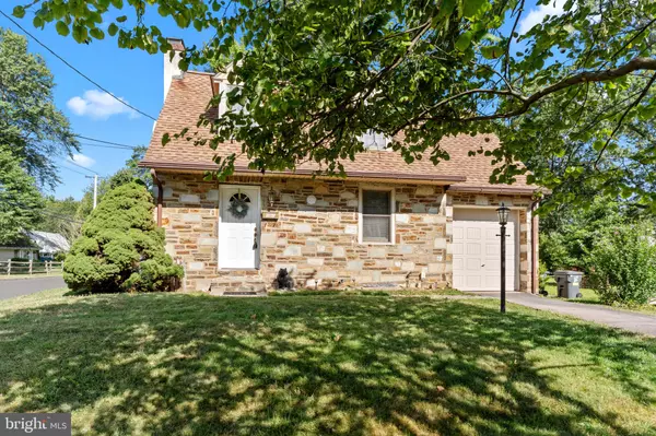 North Wales, PA 19454,902 E PROSPECT AVE